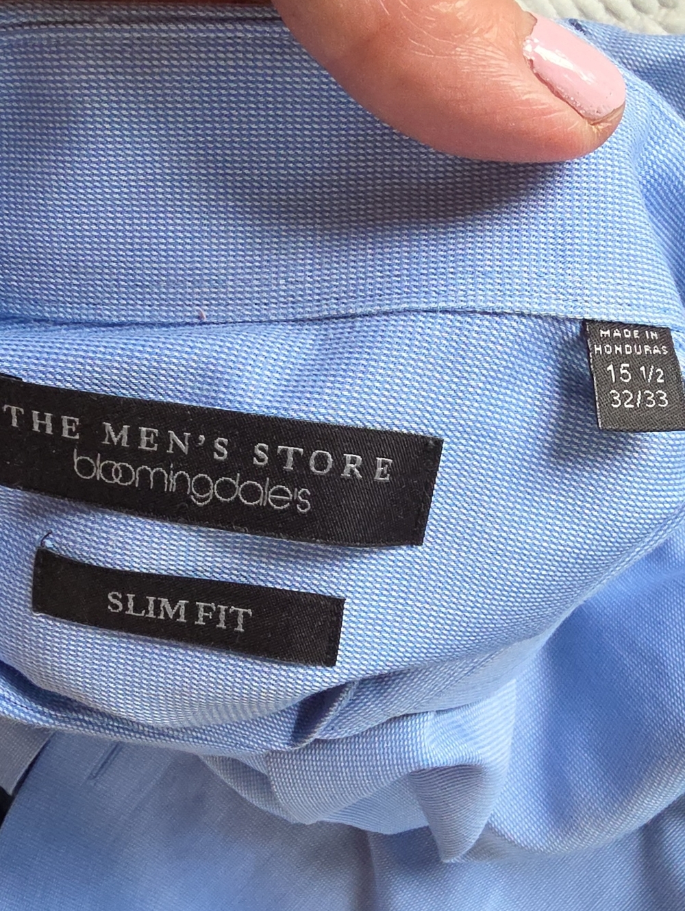 Bloomingdale's The Men's Store Slim Fit Blue Dress Shirt 15 1/2 X 32/33.